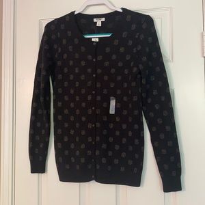 Old Navy black crewneck sweater with polka dots